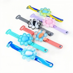  silicone spinning pop bracelet