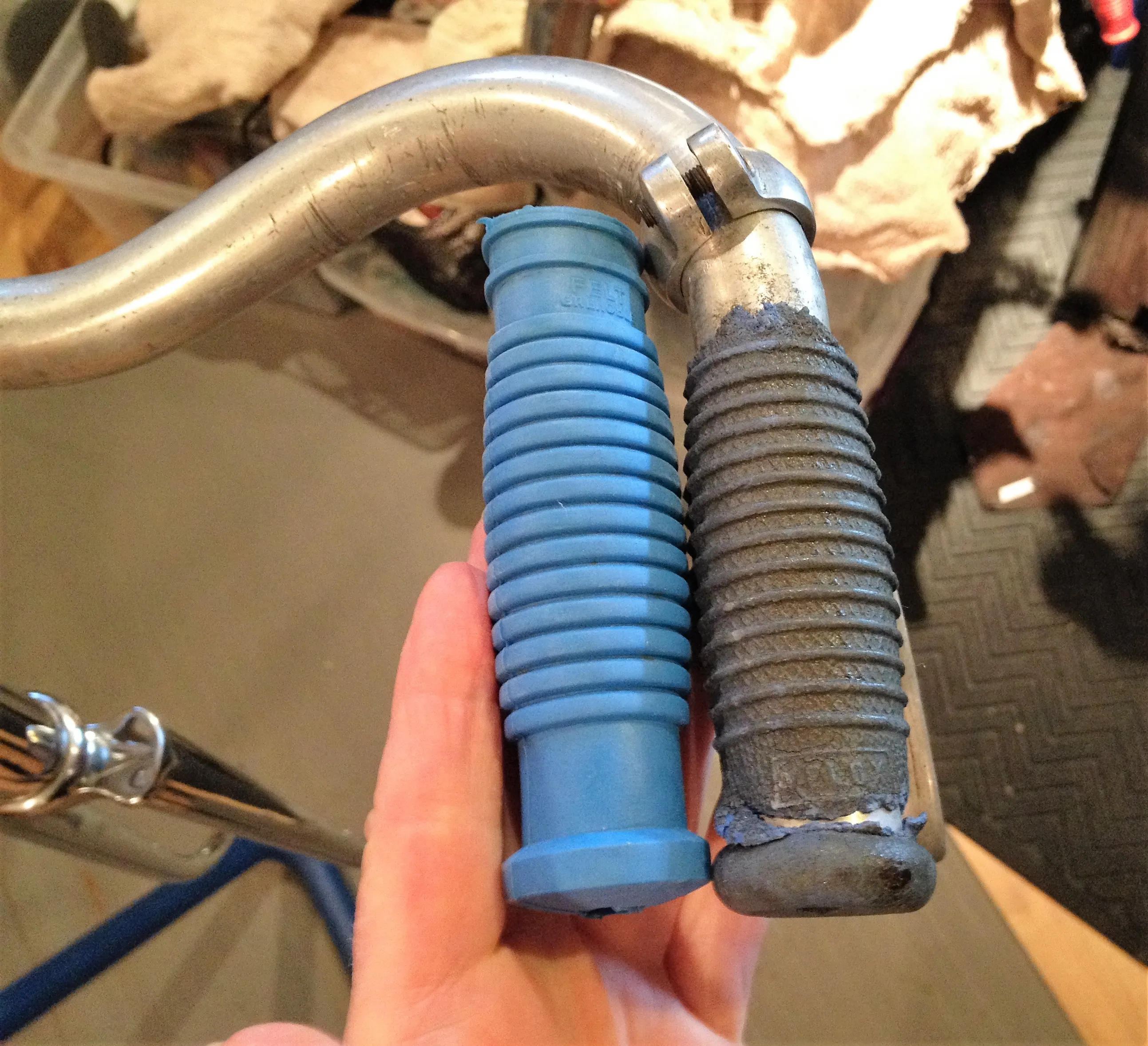 What is the Best Material for Bike Grips? A Comprehensive 2025 Guide