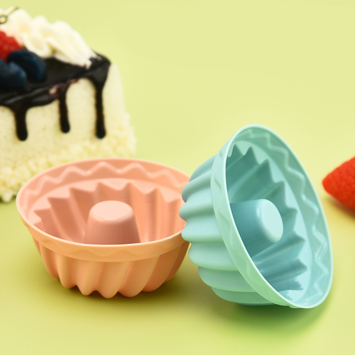 Are Silicone Molds Good for Baking Cakes? The Complete Guide (2025)
